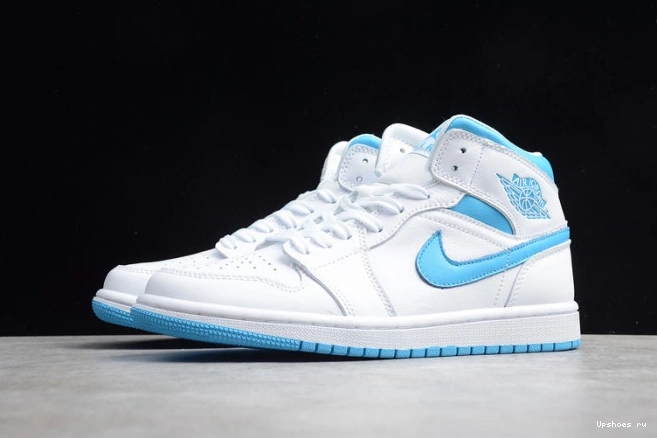Jordan (W) BQ6472-114 UNC  Mid Air 1  0328